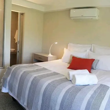 Unit08 On The Eighteenth With Inverter At Princes Grant Golf Estate Blythedale Beach Exterior foto