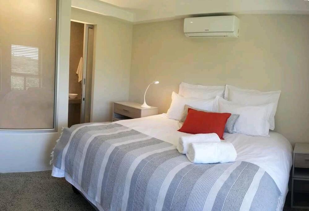 Unit08 On The Eighteenth With Inverter At Princes Grant Golf Estate Apartment