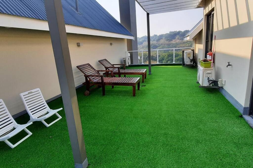 Apartment Unit08 On The Eighteenth With Inverter At Princes Grant Golf Estate *
